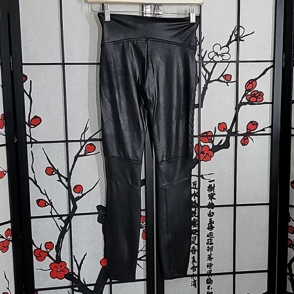 Spanx nwt Faux Leather Moto Leggings - Picture 7 of 11
